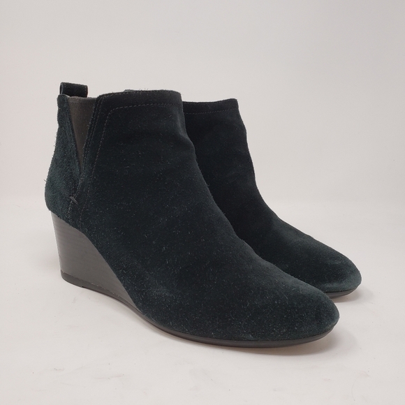Vionic Paloma Black Suede Wedge Ankle Boots size 8 - Picture 1 of 12